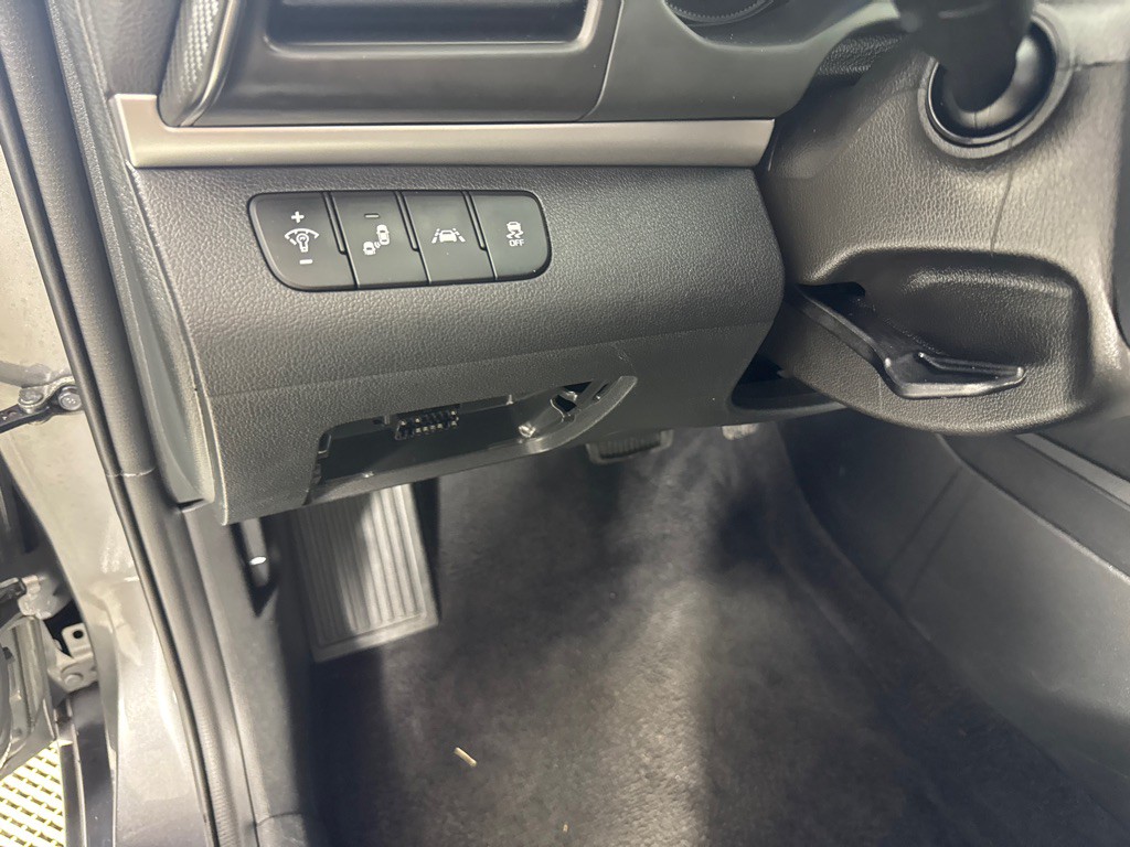 2020 Hyundai Elantra Image 16
