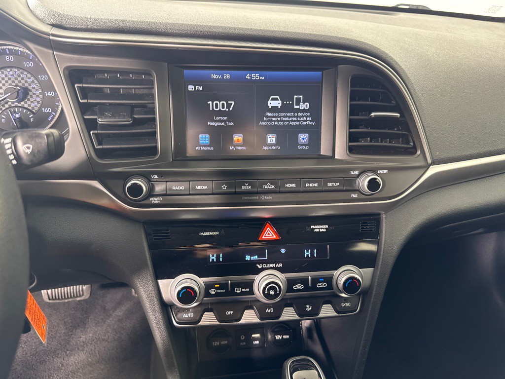 2020 Hyundai Elantra Image 18