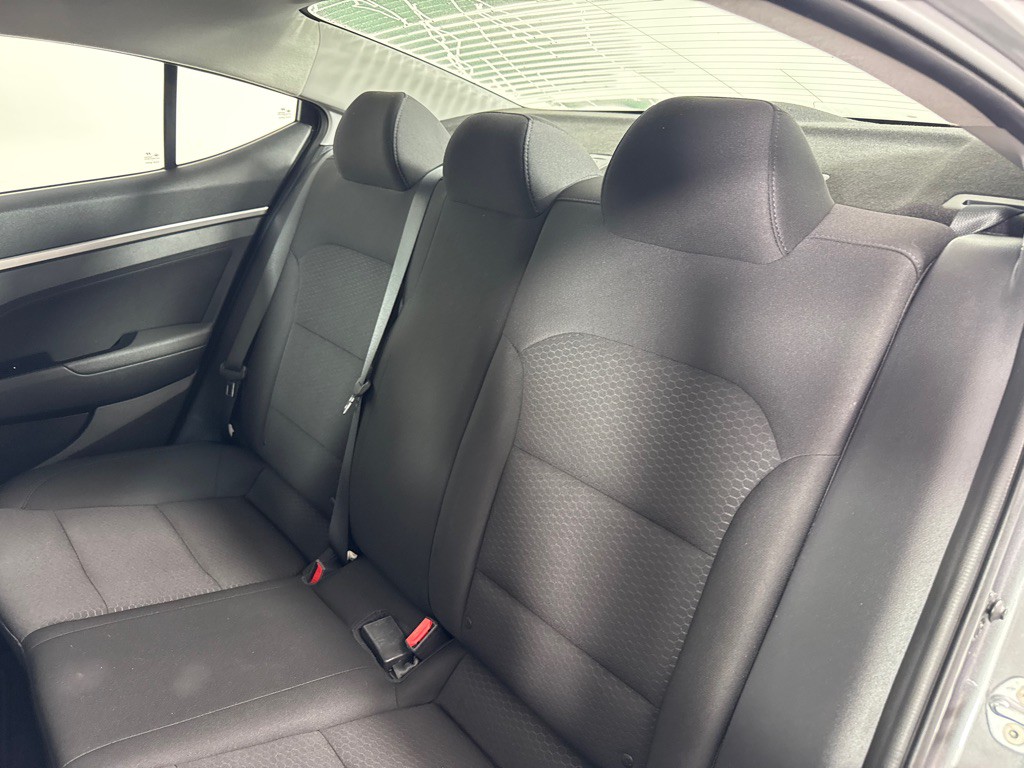 2020 Hyundai Elantra Image 22