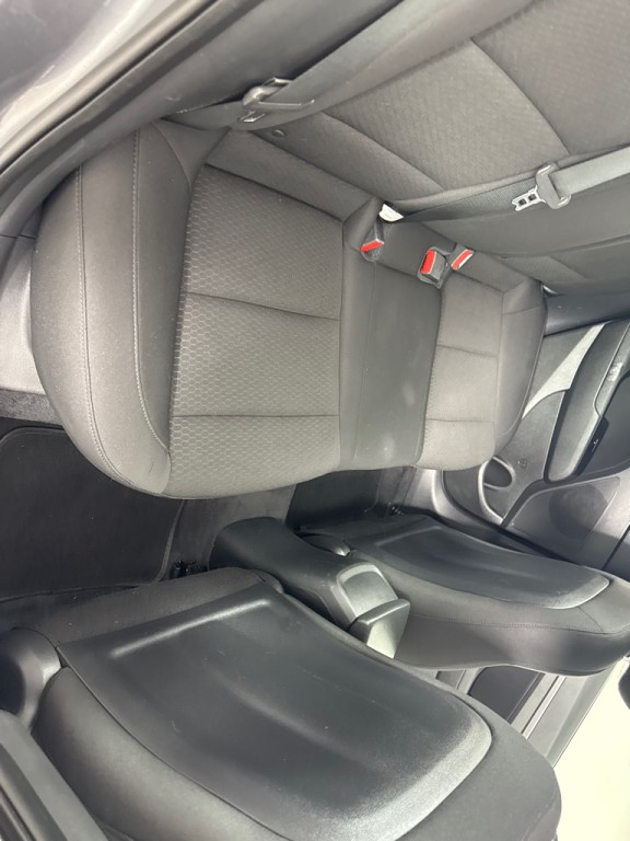 2020 Hyundai Elantra Image 23