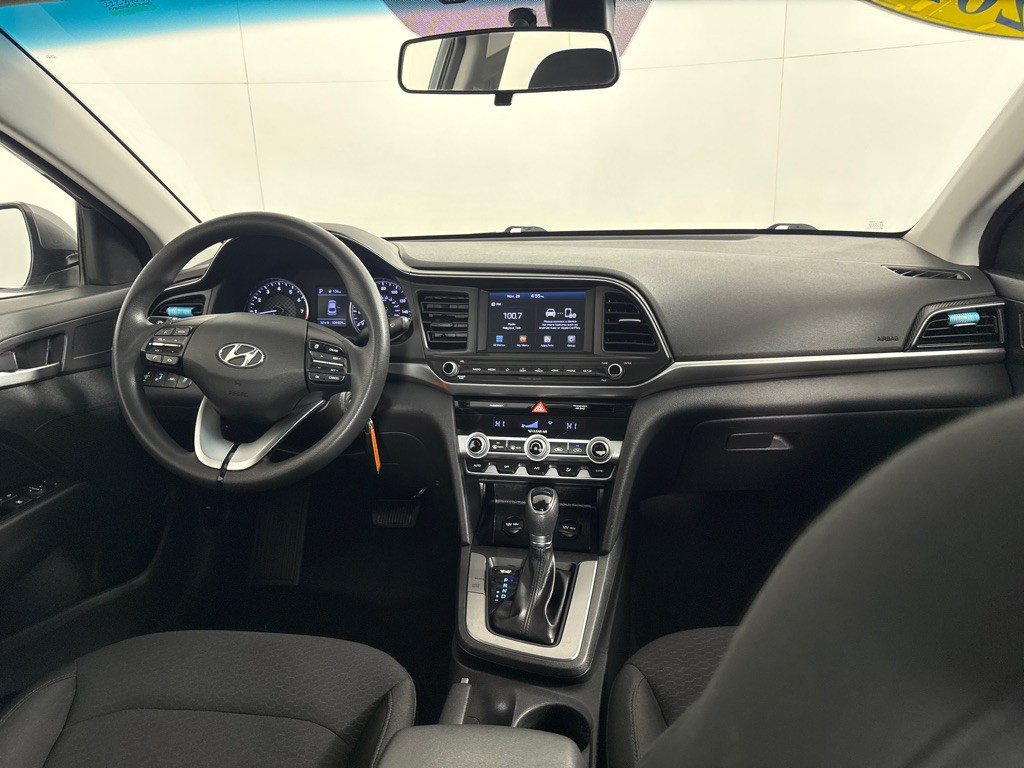 2020 Hyundai Elantra Image 27