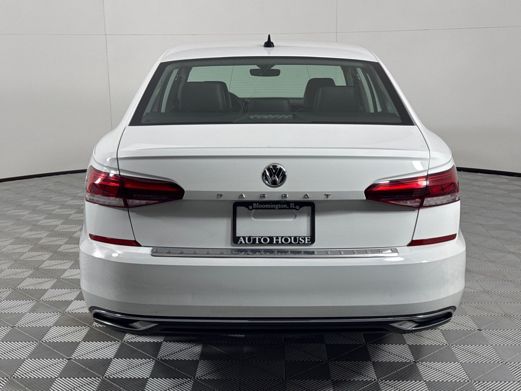 2021 Volkswagen Passat Image 6