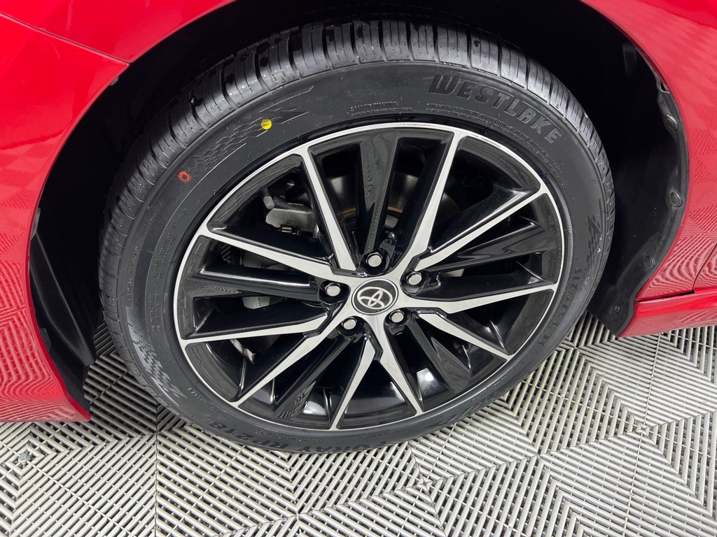 2022 Toyota Camry Image 9