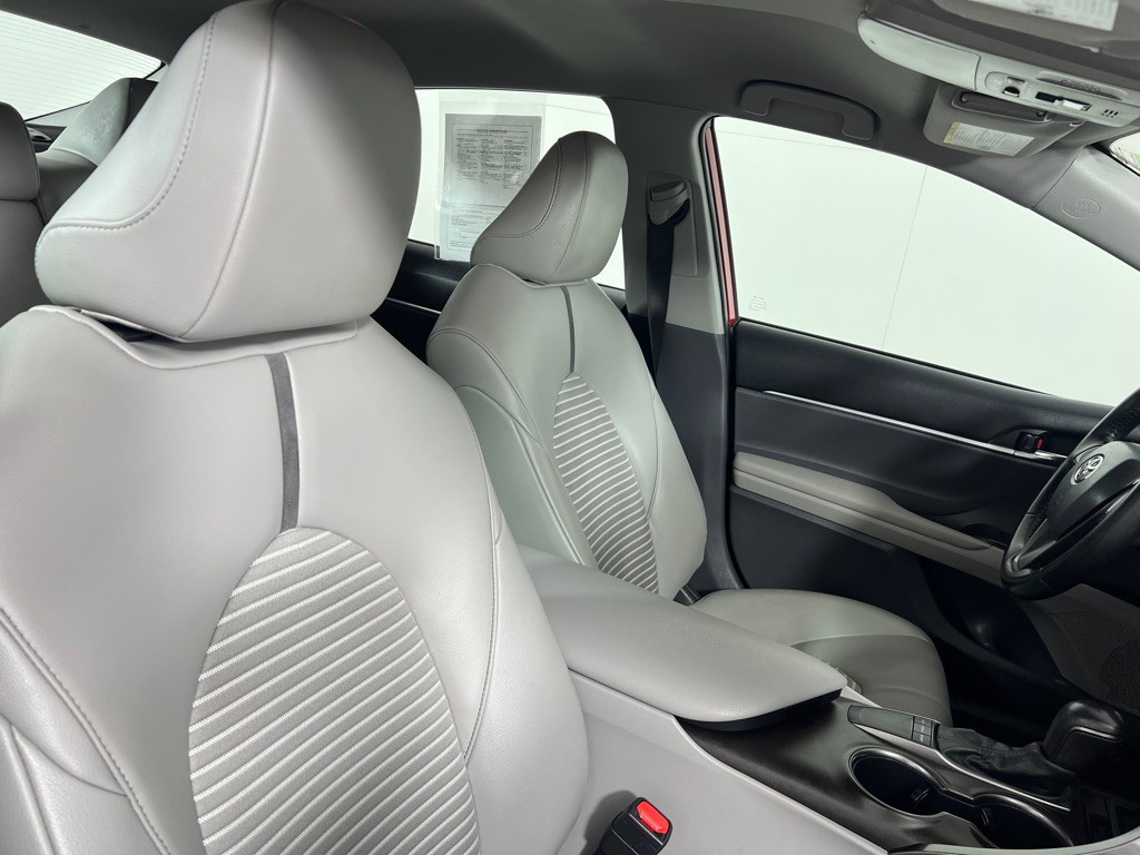 2022 Toyota Camry Image 23