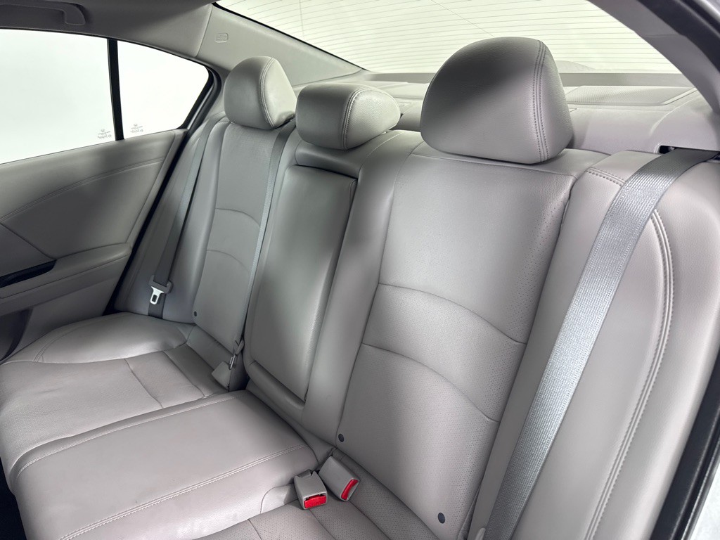 2013 Honda Accord Image 21