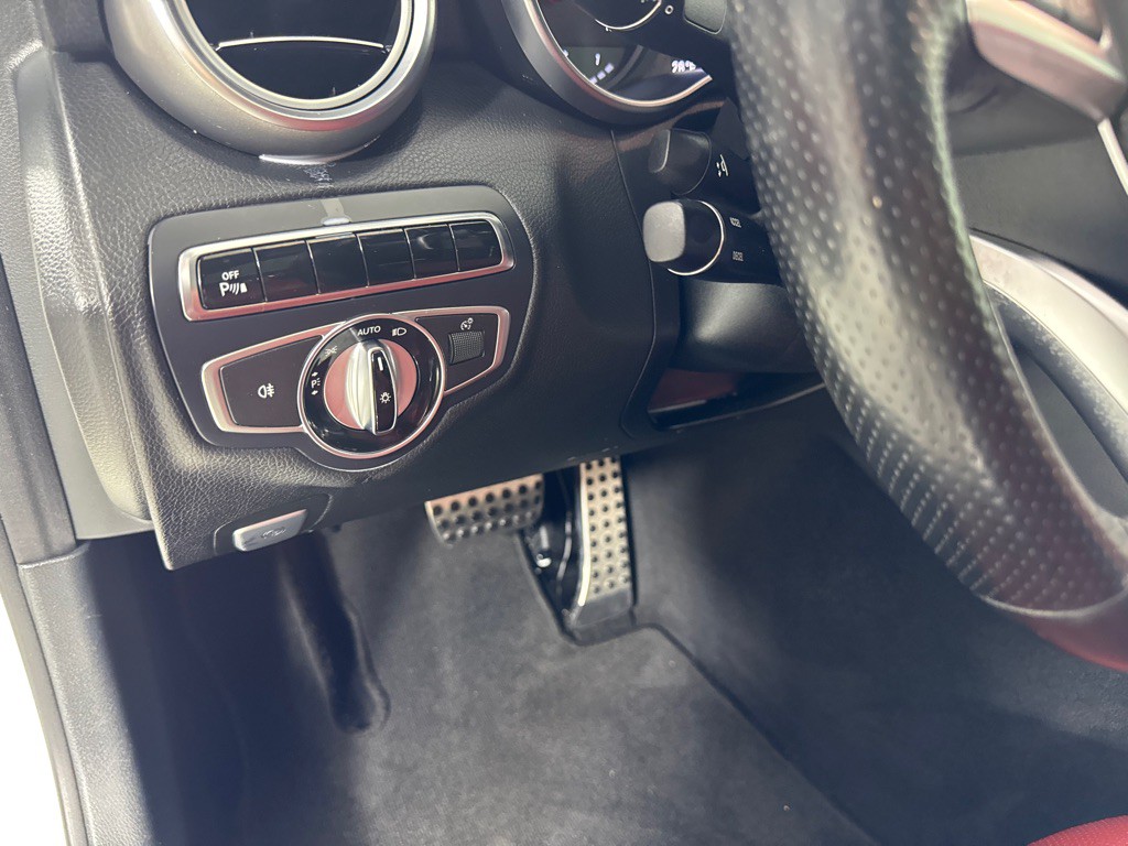 2017 Mercedes-Benz C-Class Image 15