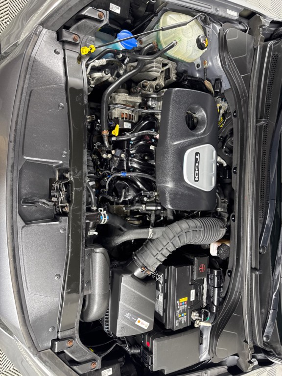 2017 Hyundai Elantra Image 25