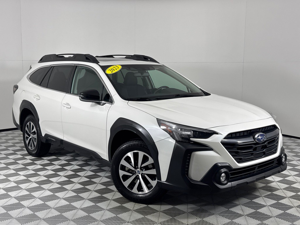 2023 Subaru Outback Image 2