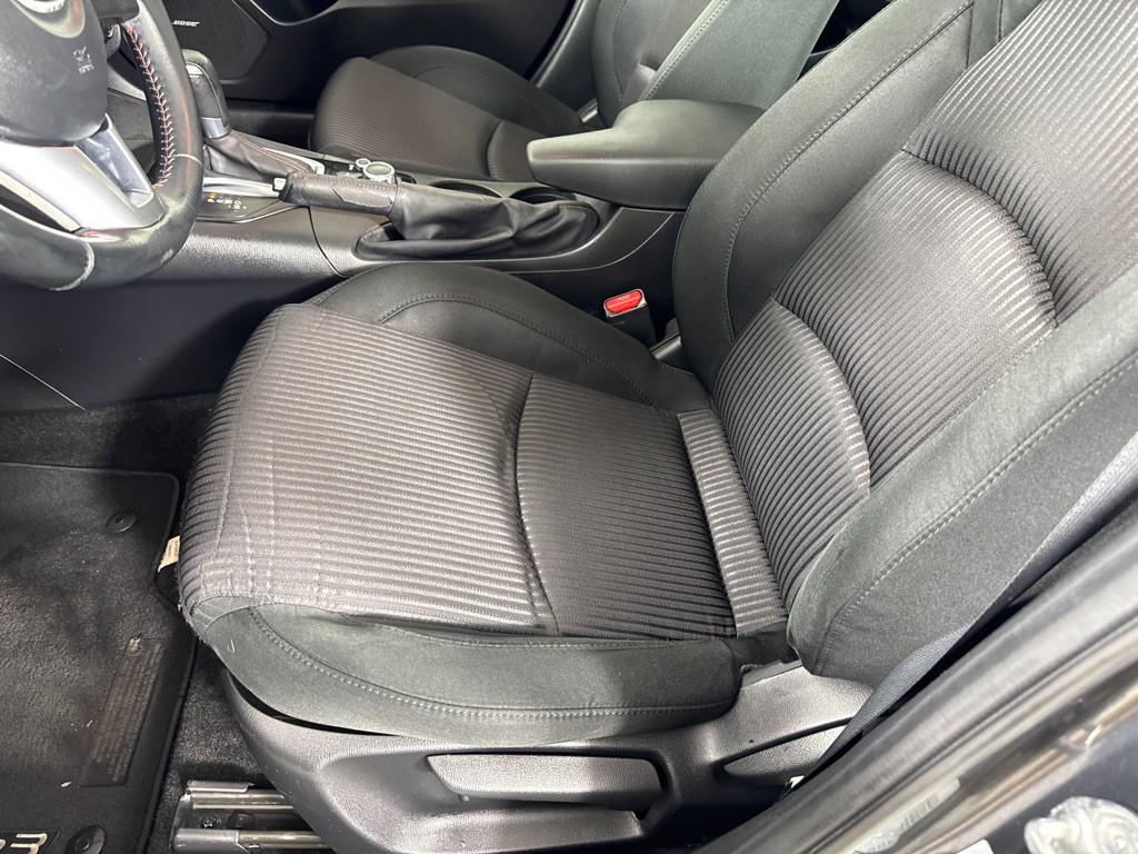 2016 Mazda Mazda3 Image 12