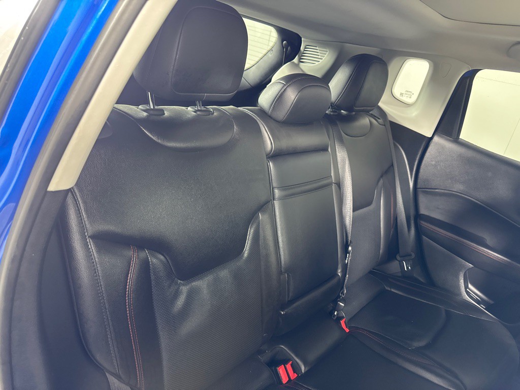 2018 Jeep Compass Image 24