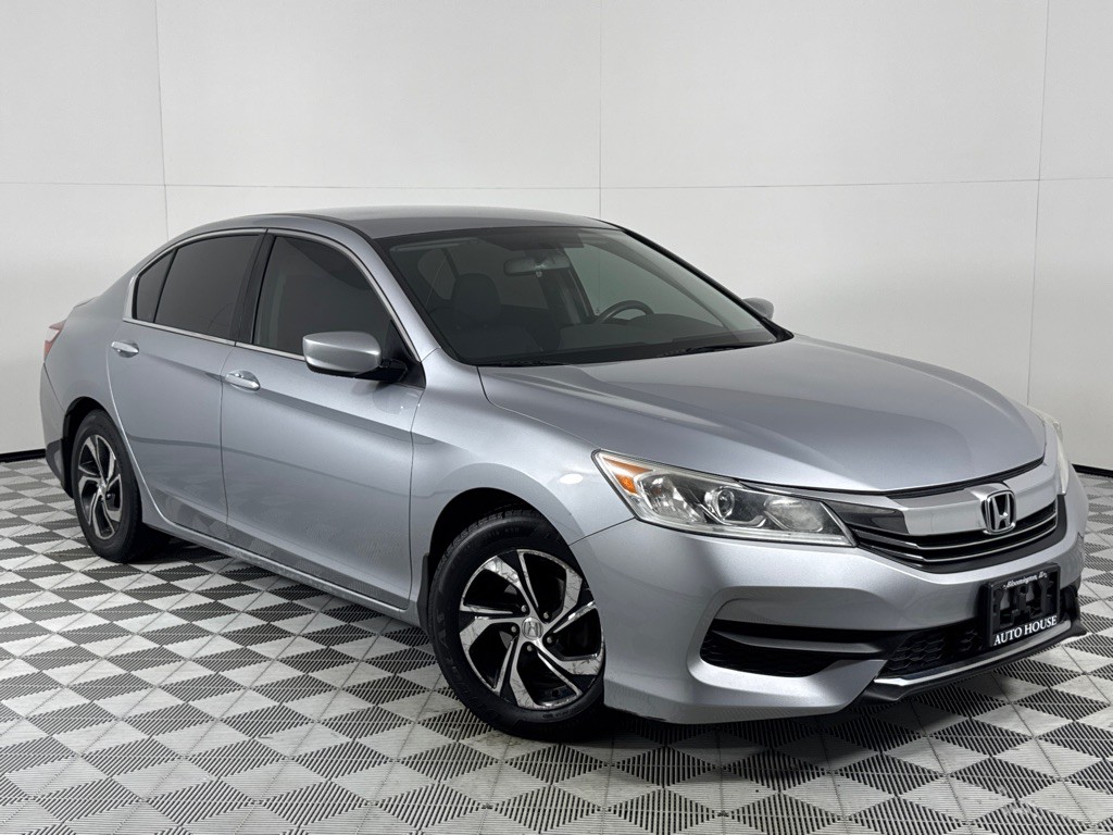 2017 Honda Accord Image 2