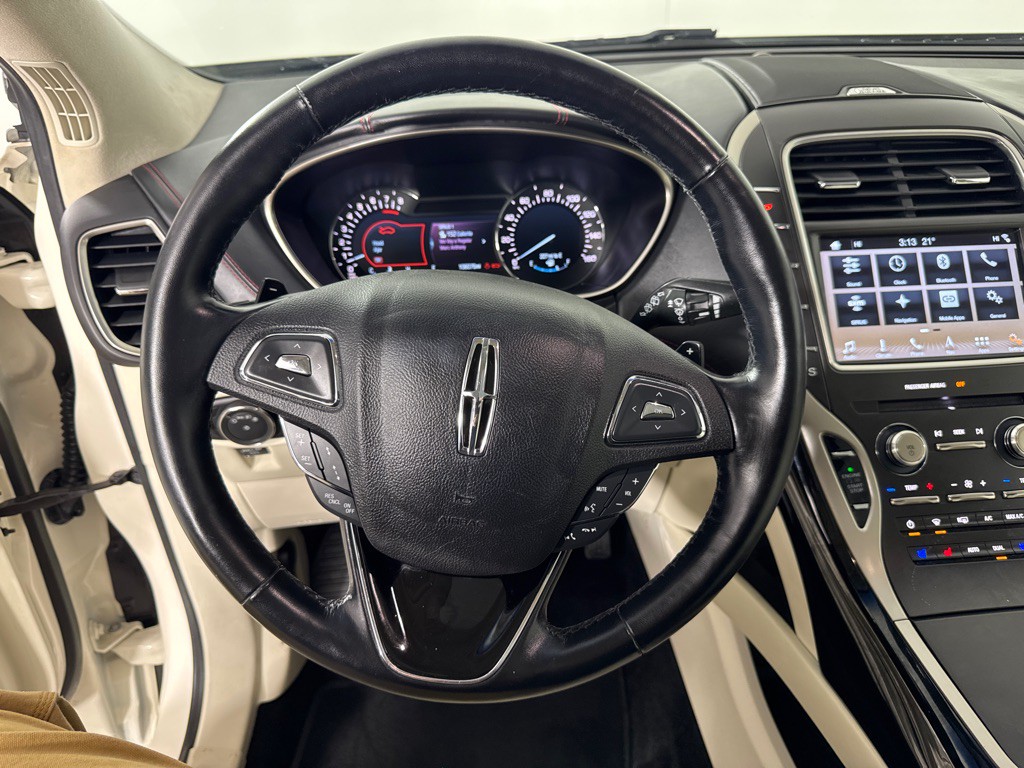 2016 Lincoln MKX Image 18