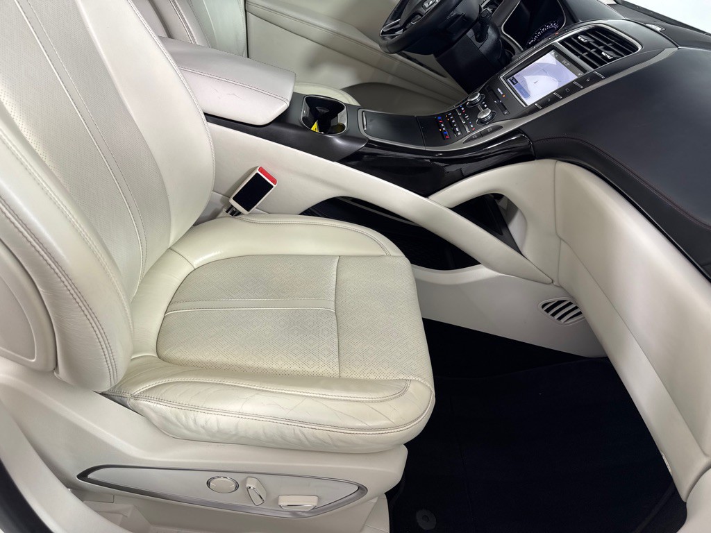 2016 Lincoln MKX Image 26