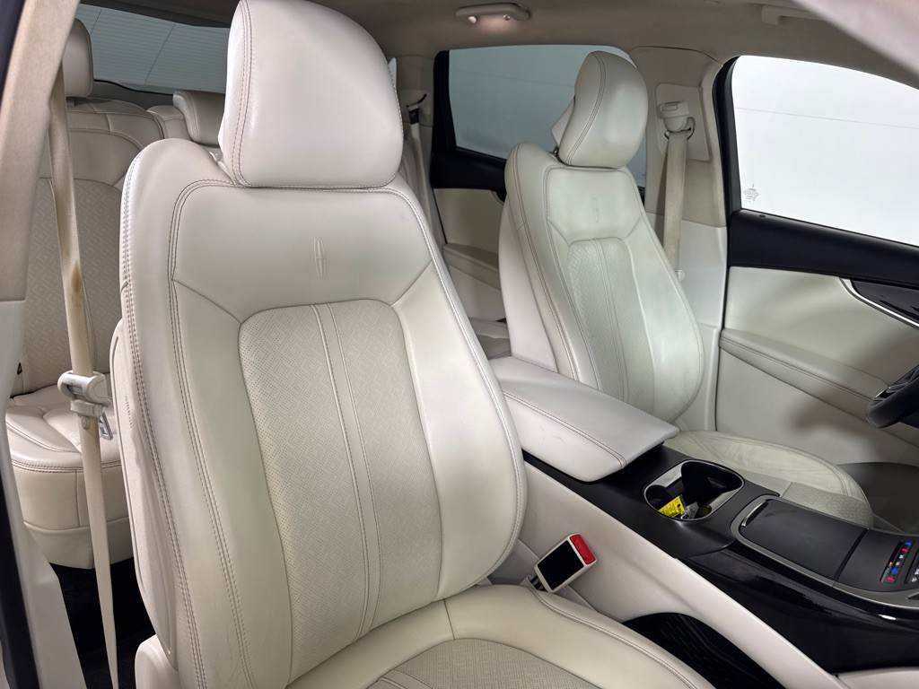 2016 Lincoln MKX Image 27