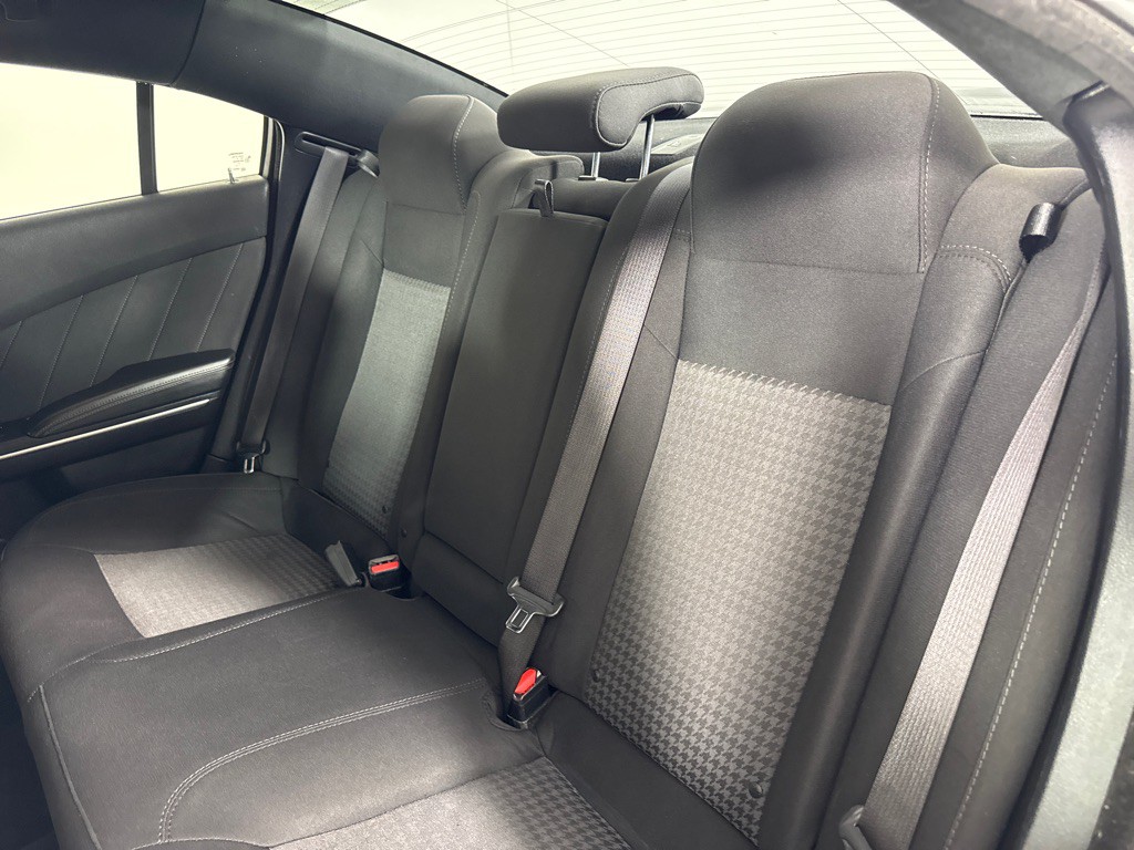 2019 Dodge Charger Image 21