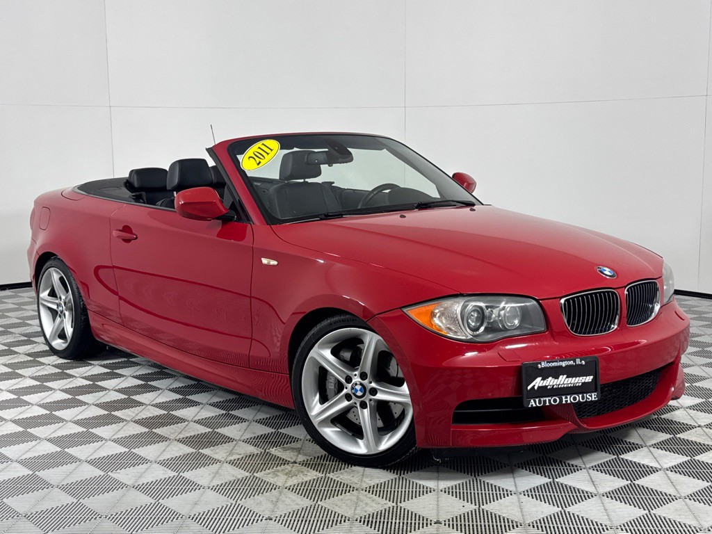 2011 BMW 1 Series Image 2