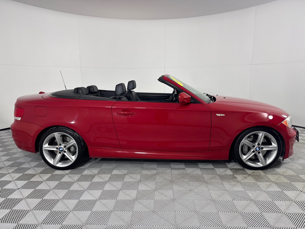 2011 BMW 1 Series Image 4