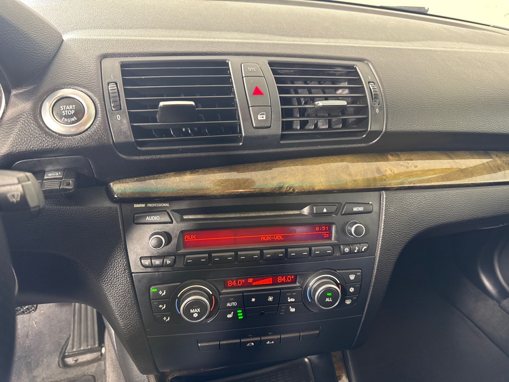 2011 BMW 1 Series Image 29