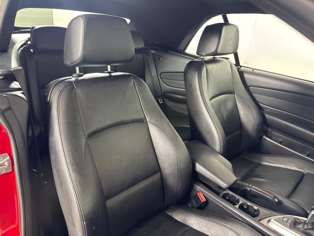 2011 BMW 1 Series Image 34