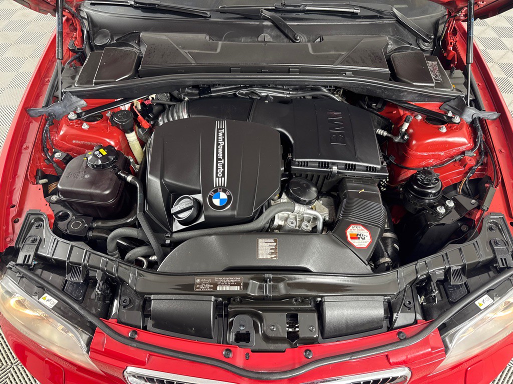 2011 BMW 1 Series Image 36