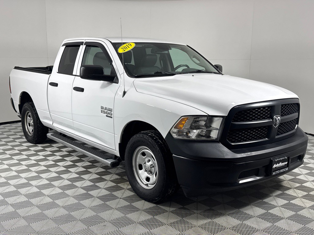 2019 RAM 1500 Image 3