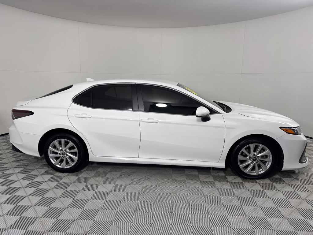 2023 Toyota Camry Image 4