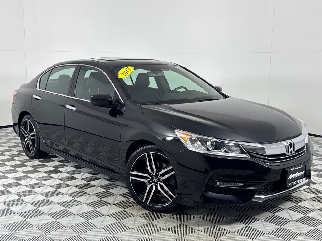 2017 Honda Accord Image 2