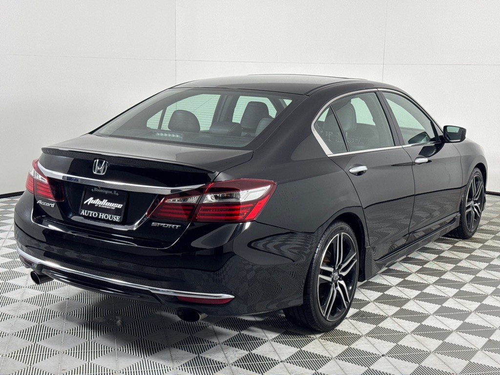 2017 Honda Accord Image 5