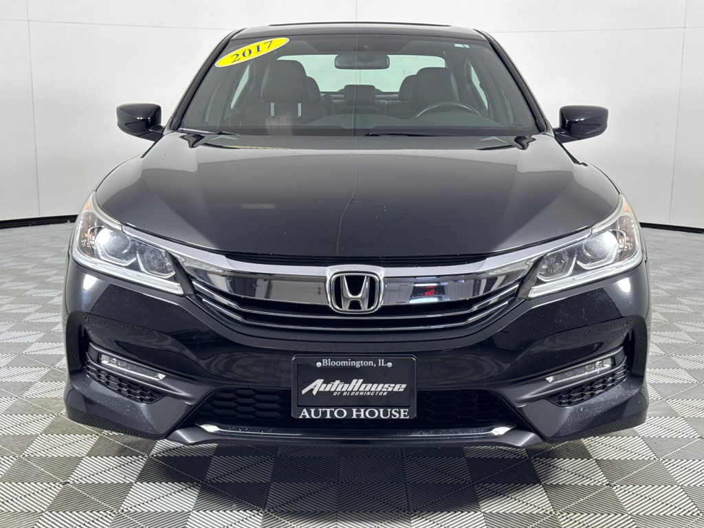 2017 Honda Accord Image 10
