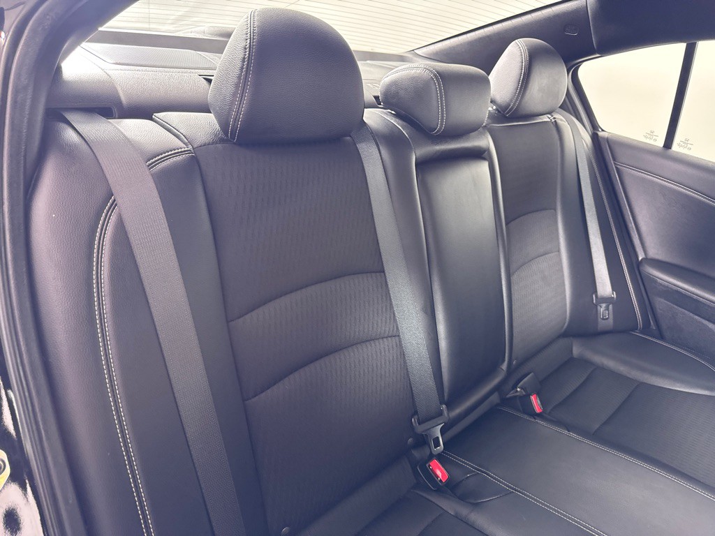 2017 Honda Accord Image 23