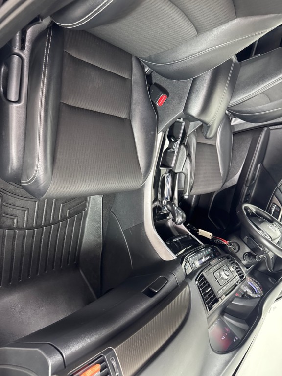 2017 Honda Accord Image 24