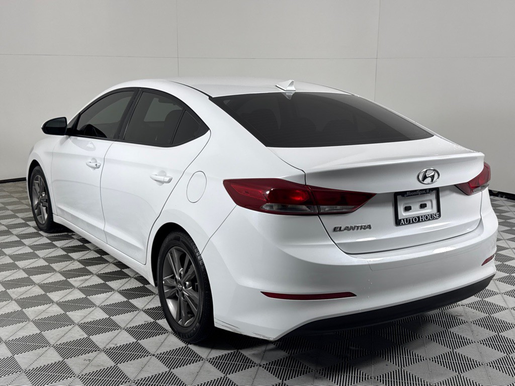 2018 Hyundai Elantra Image 7