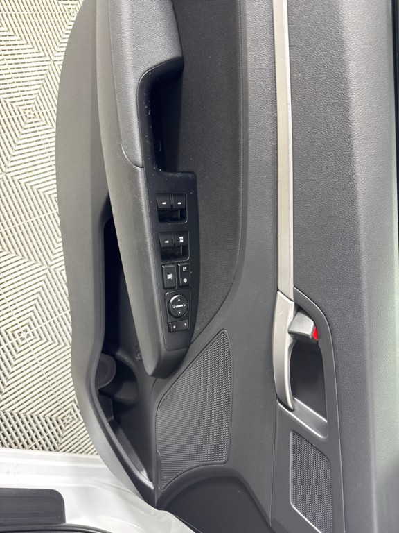 2018 Hyundai Elantra Image 10