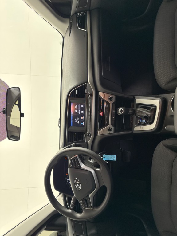 2018 Hyundai Elantra Image 24