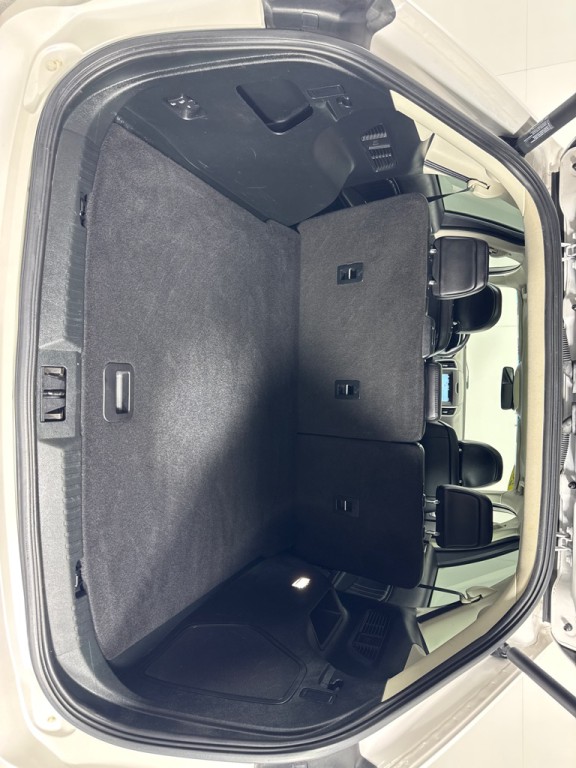 2018 Ford Edge Image 24