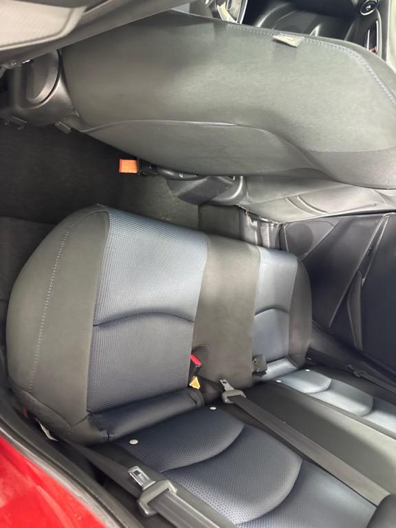 2017 Toyota Yaris Image 19