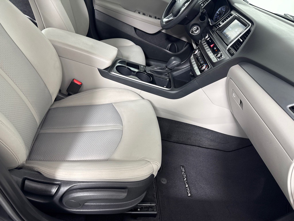2019 Hyundai Sonata Image 24