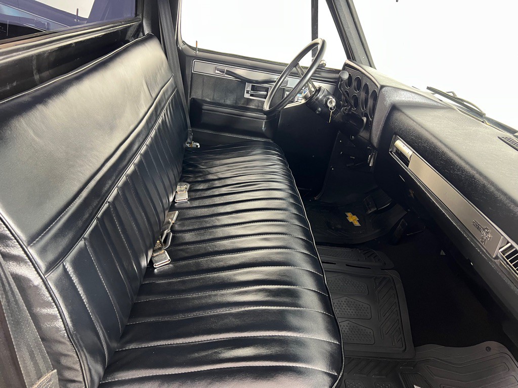 1985 Chevrolet C/K 10 Image 24
