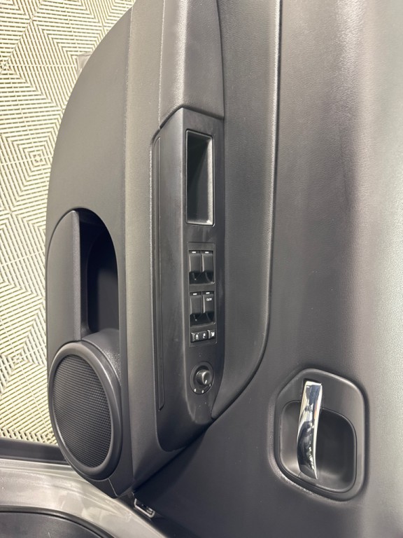 2016 Jeep Patriot Image 9