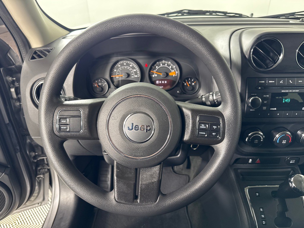 2016 Jeep Patriot Image 12