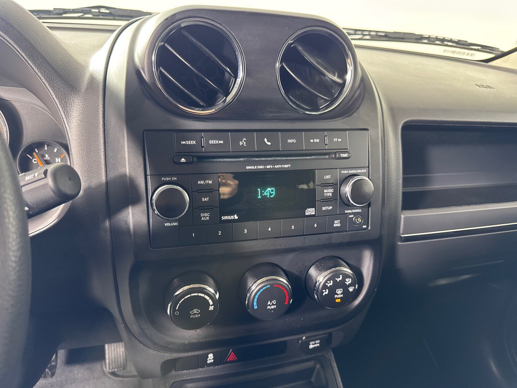 2016 Jeep Patriot Image 13