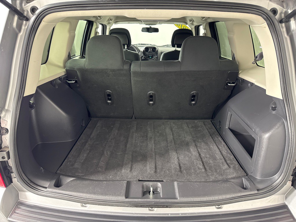2016 Jeep Patriot Image 17