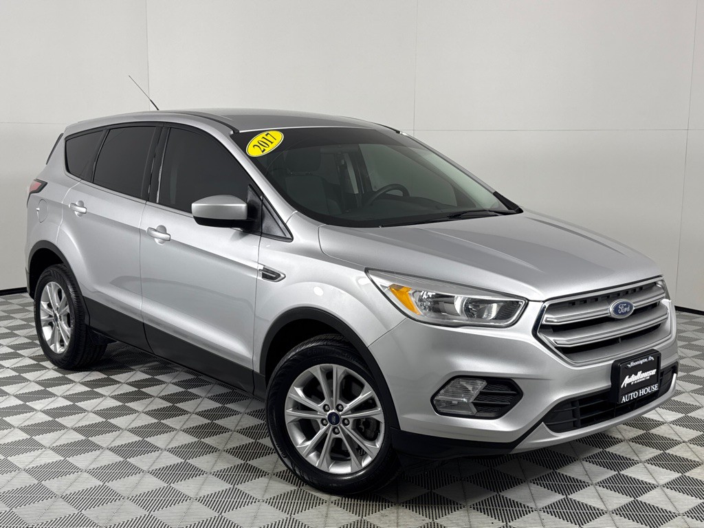 2017 Ford Escape Image 2