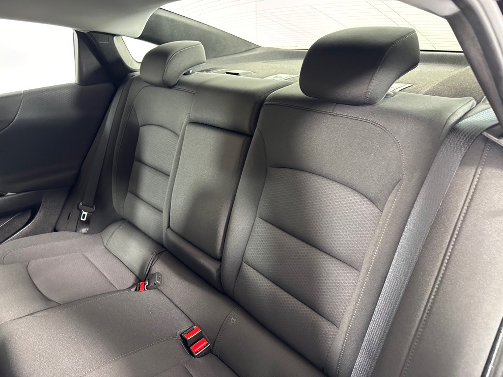 2018 Chevrolet Malibu Image 21