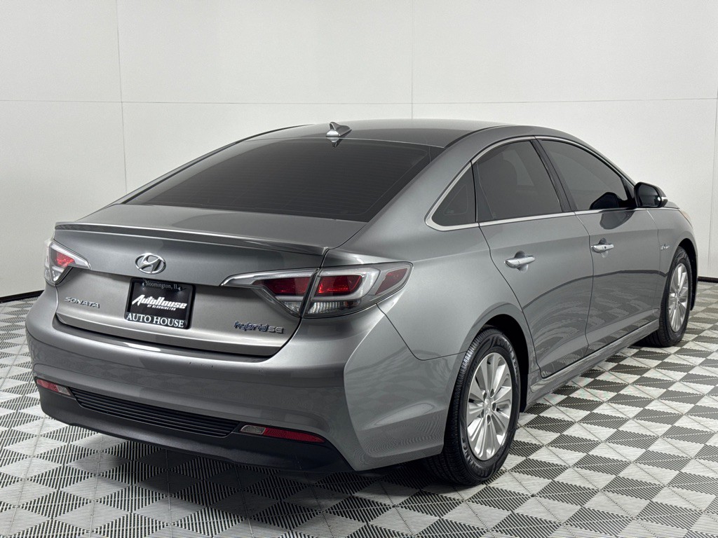 2017 Hyundai Sonata Image 5