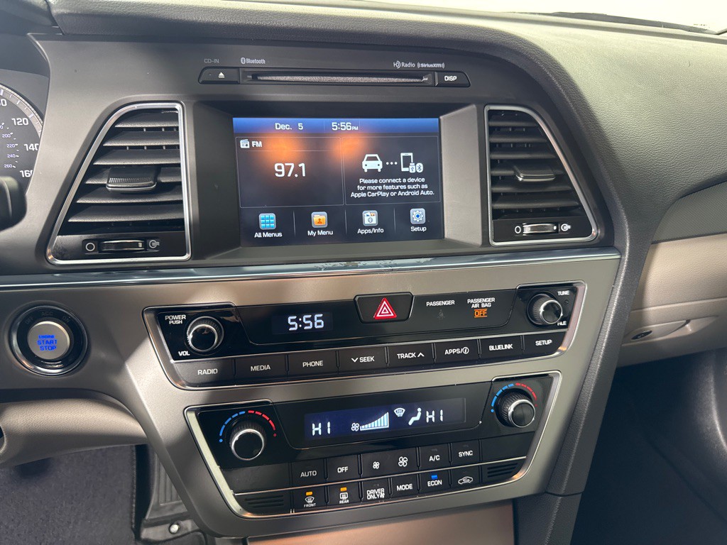 2017 Hyundai Sonata Image 17