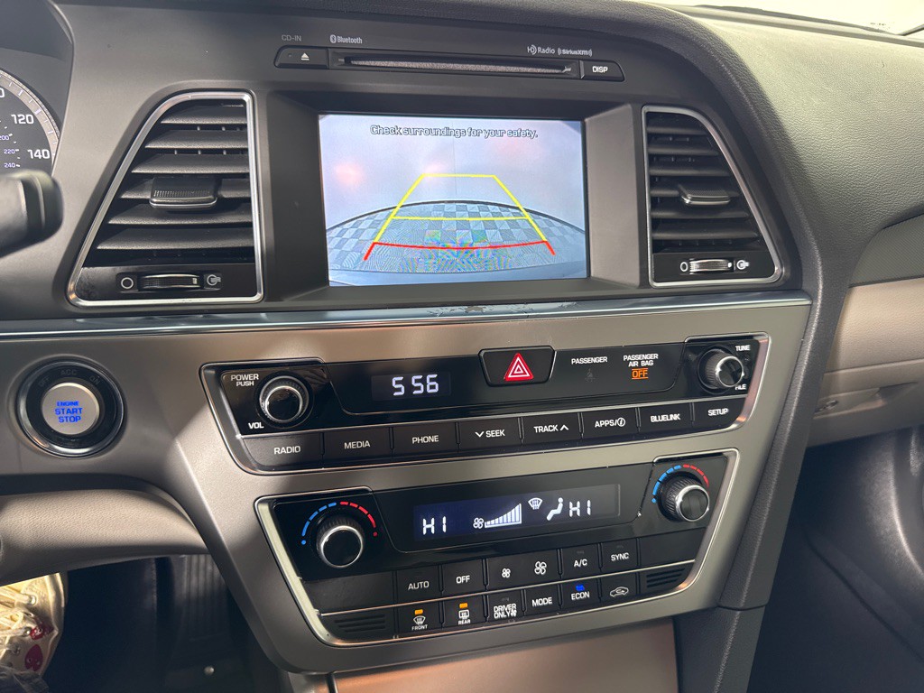 2017 Hyundai Sonata Image 18