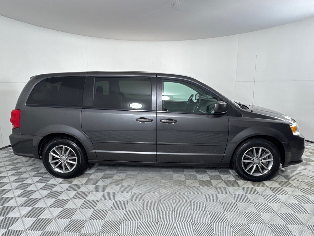 2016 Dodge Grand Caravan Image 4