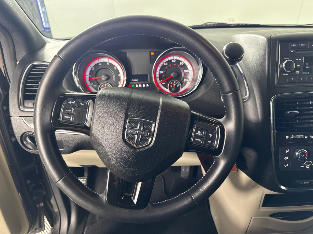 2016 Dodge Grand Caravan Image 15
