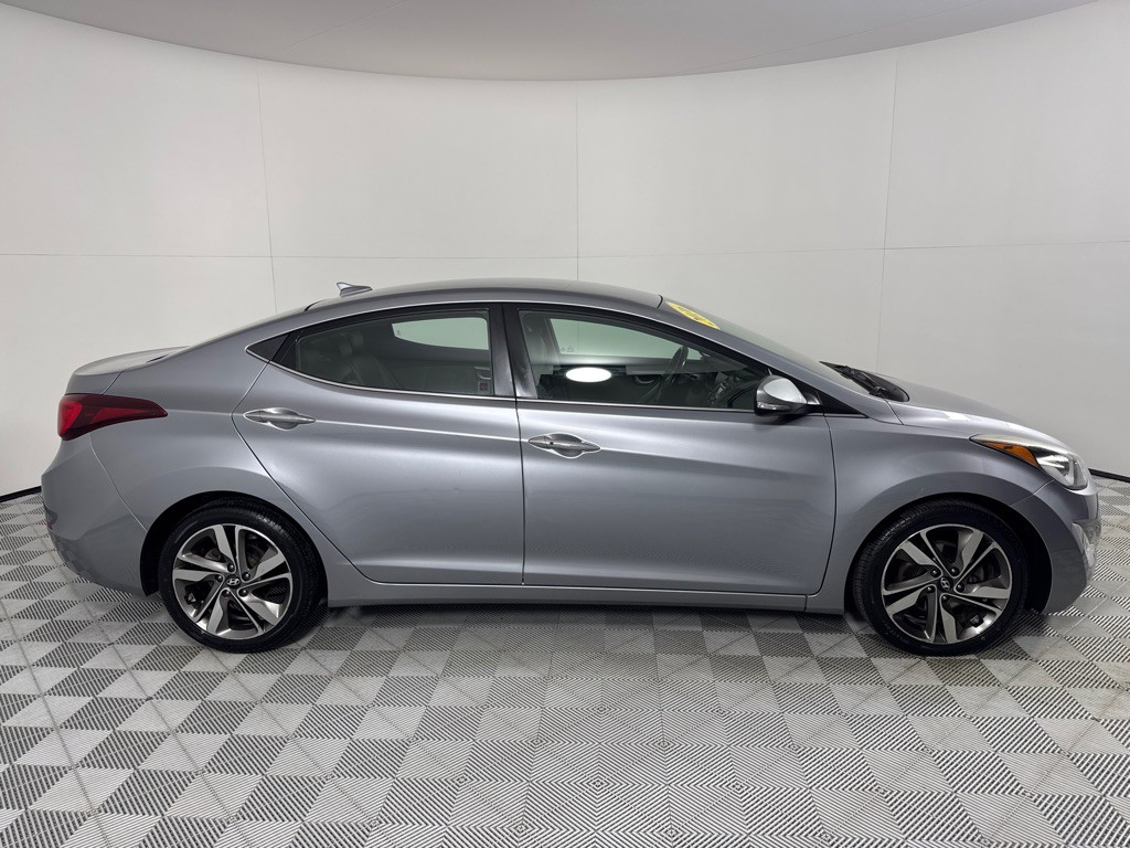 2016 Hyundai Elantra Image 4